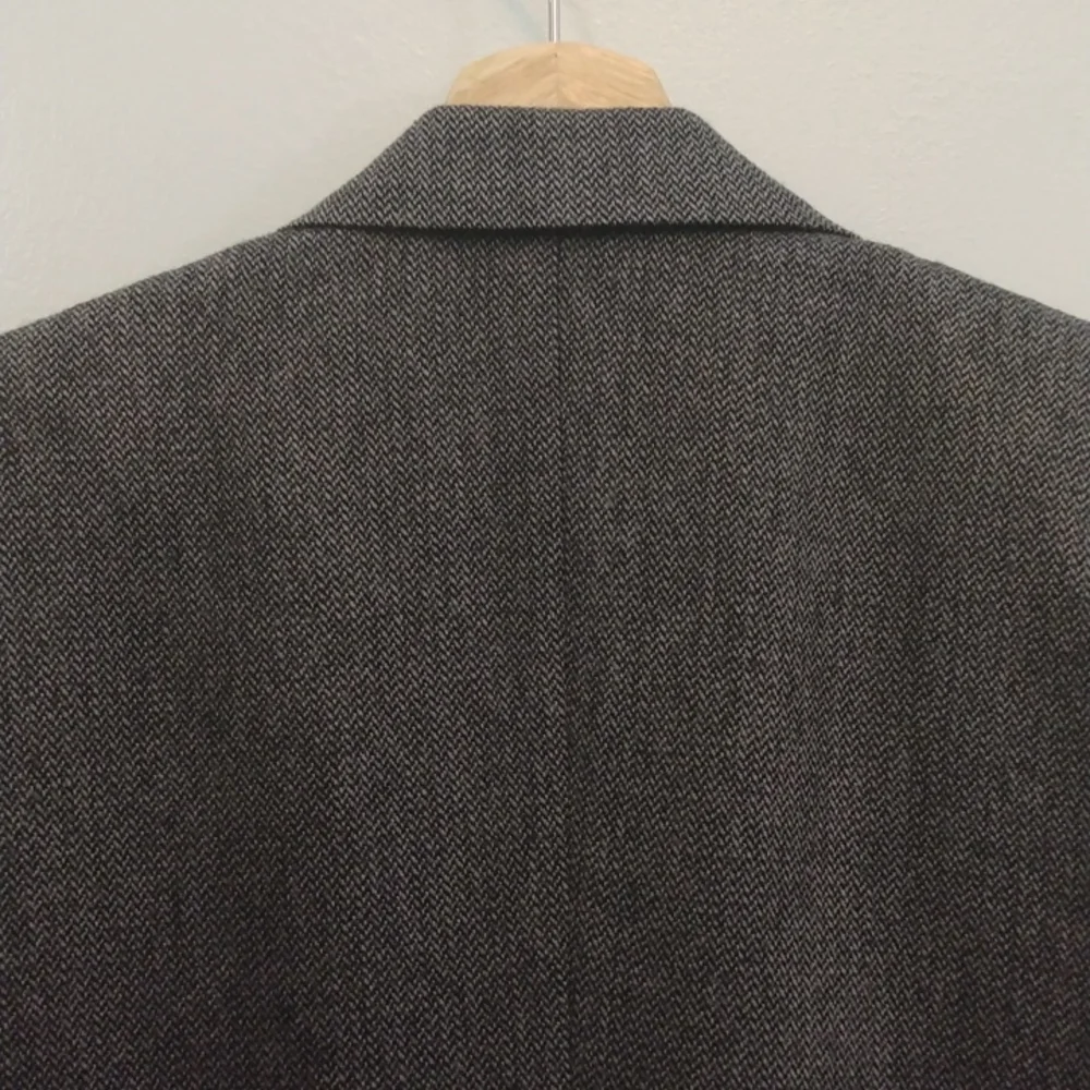 Brooks Brothers Gray Herringbone 3 Roll 2 Sport Coat 41R - Picture 13 of 14